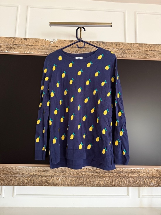 Old Navy Sweaters - Old Navy Navy Blue Sweater with Yellow Lemon Print